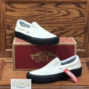 vans slip on pro classic white black
